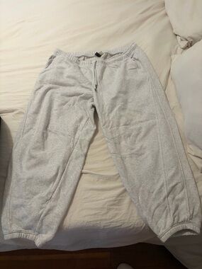 Universal Thread womens  Light Gray Fleece Joggers